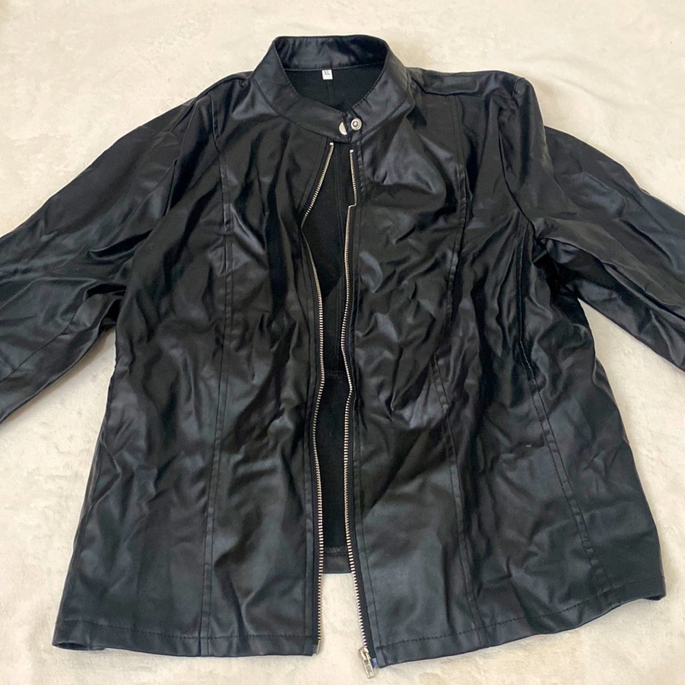 Vintage Black leather jacket